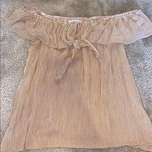 cute and sexy off the shoulder from lilyful 🥵🥵